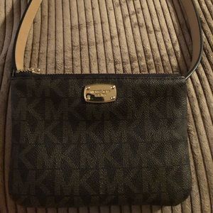 Michael Kors Fanny Pack Brown Faux leather sz M